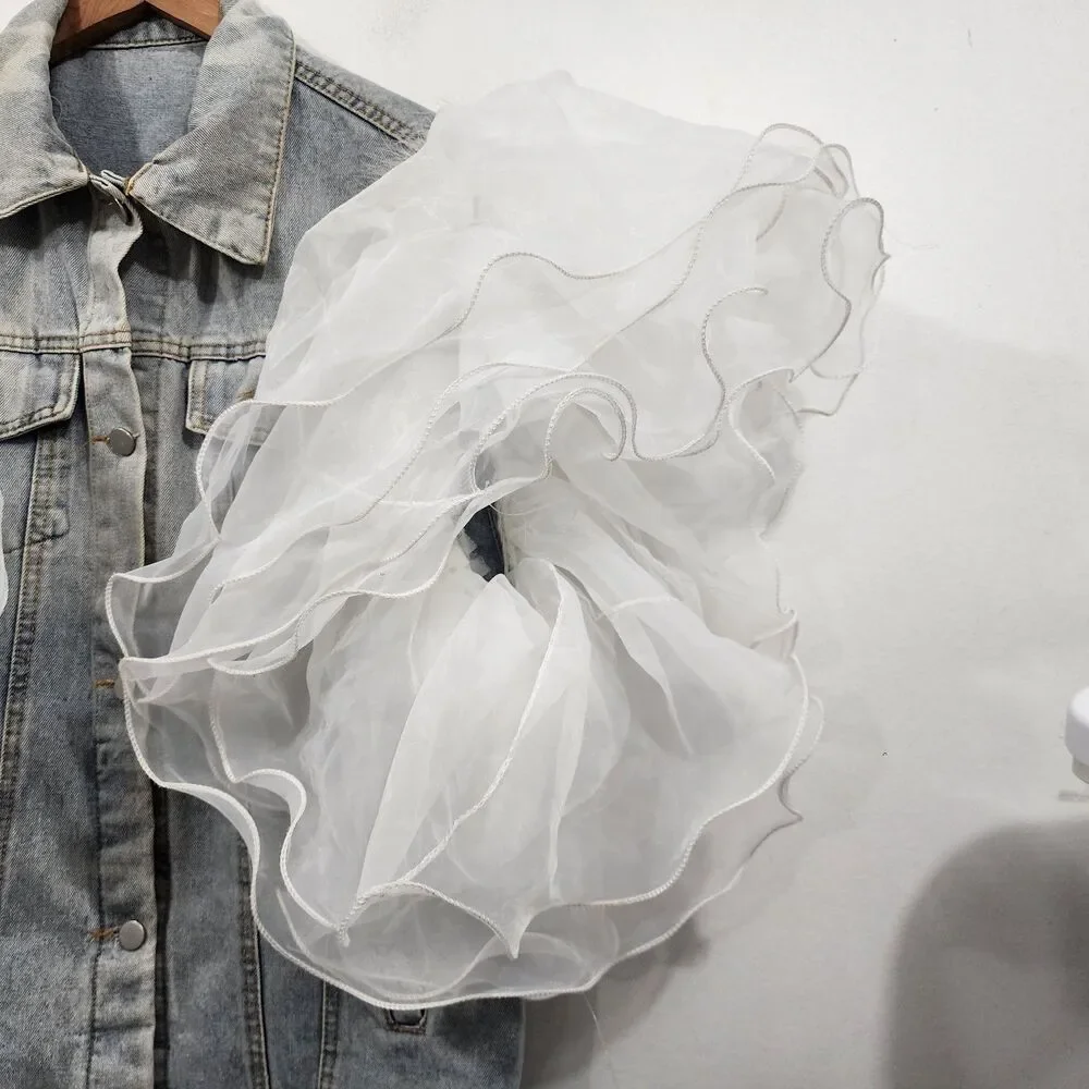 Upclycled Bujtton-front denim vest oversized white tulle ruffle sleeves Size L - Picture 6 of 16